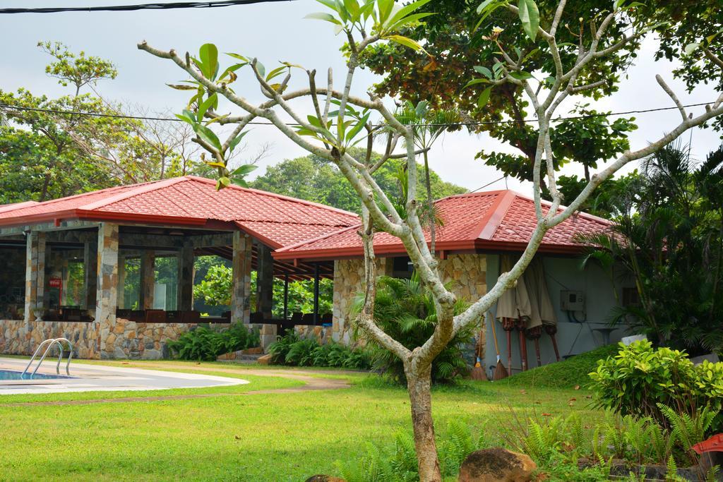River View Banquet & Resort Wadduwa Ngoại thất bức ảnh