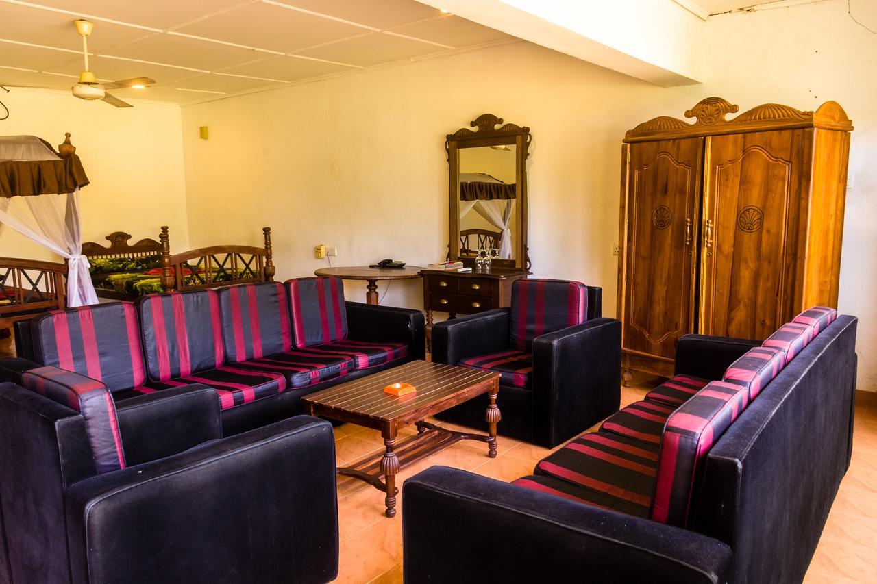 River View Banquet & Resort Wadduwa Ngoại thất bức ảnh